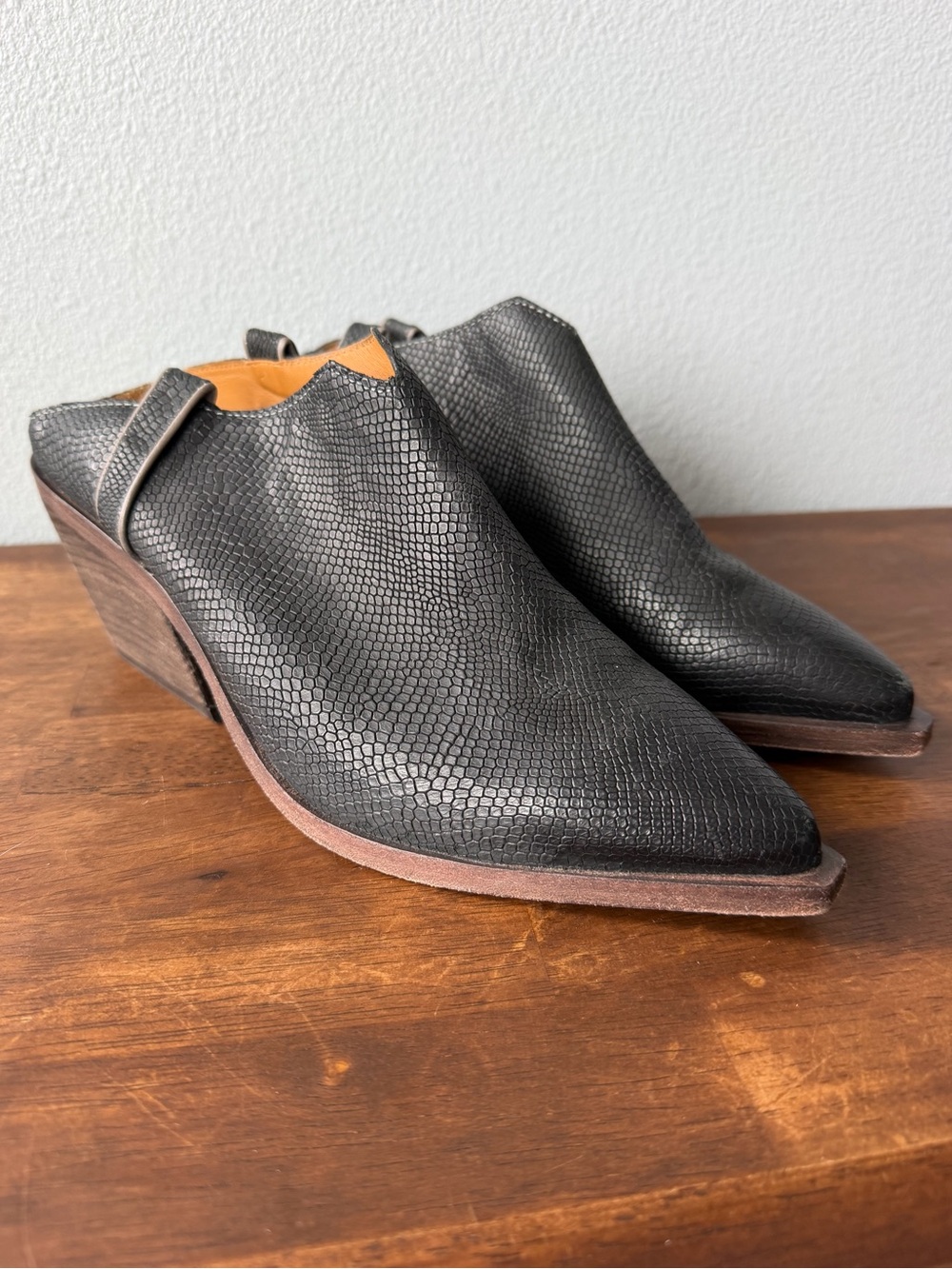 Free People black leather snake Marfa open back heeled mules Womens 38.5 7.5-8